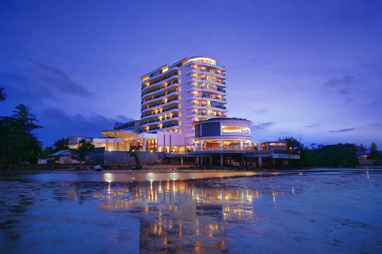 BW Suite Belitung Танджунгпандан Экстерьер фото
